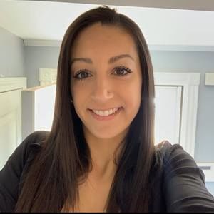 Meet your Posher, Allyssa